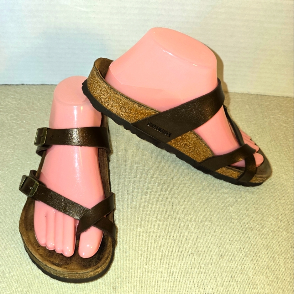 Birkenstock Mayari. Bronze Sandals Comfortable Cork Footbed size 38/7-7.5 US